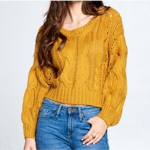 En Crème Amber Sweater
